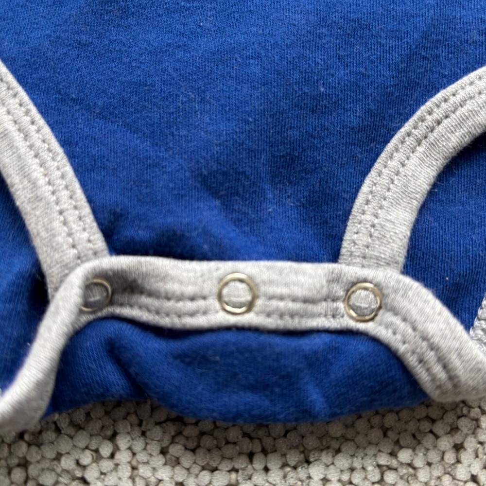 MLB Toronto Blue Jays Bodysuit Baby 3/6M Blue Logo Sporty Canada - Picture 3 of 5